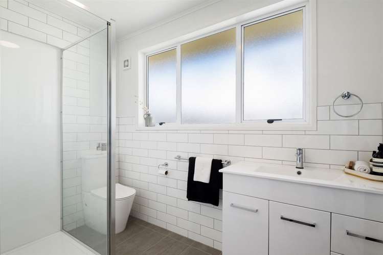 21 Tui Glen Road Birkenhead_13