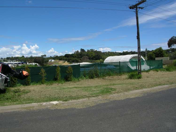 44 Erua Road Ostend_18