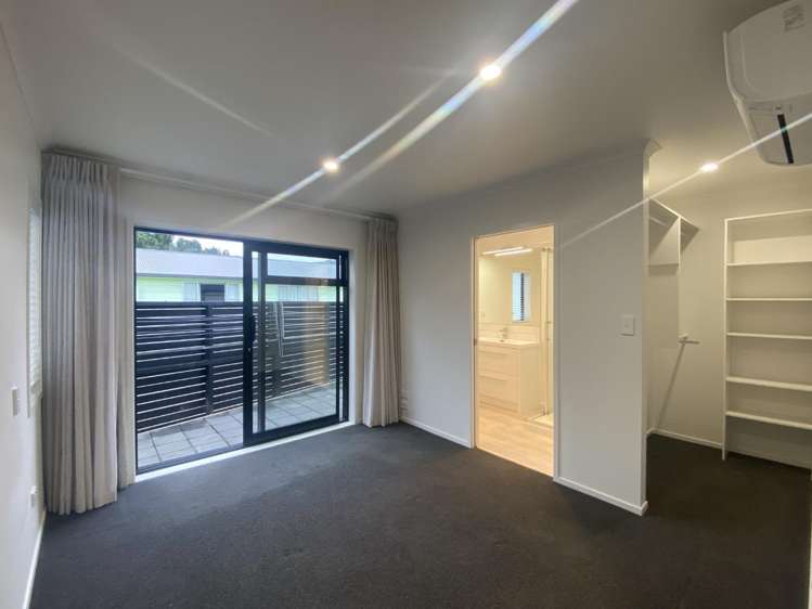 7 Forest Glen Orewa_6