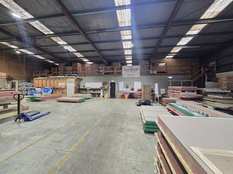 71 Montgomery Crescent Clouston Park_4