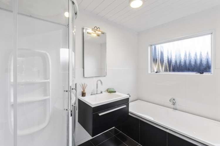 8 Awanui Place Welcome Bay_10