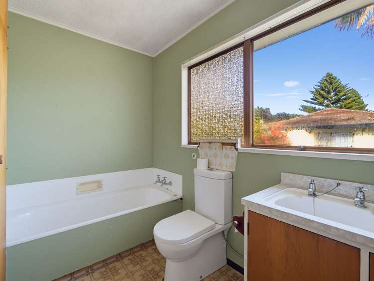 5 Ron Miller Close Whakatane_12