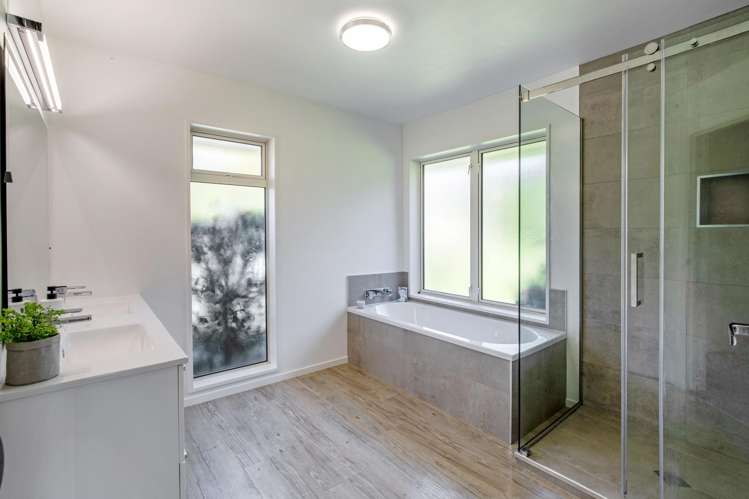 244 Greenpark Road Lincoln_19