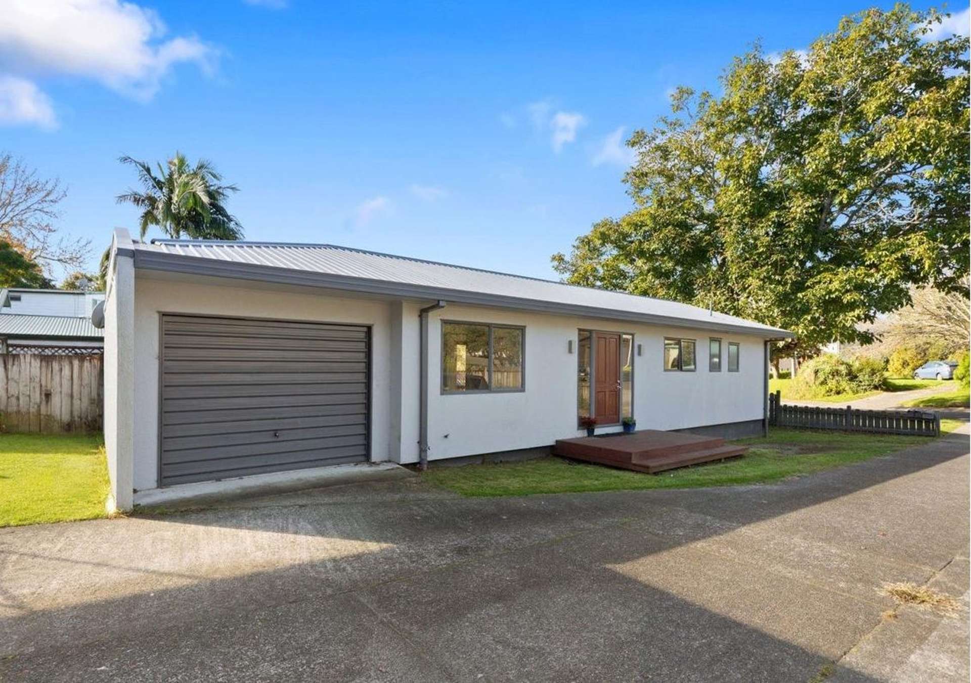 5A Manley Grove Gate Pa_0