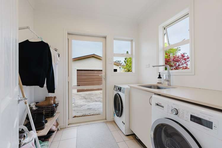 55 Plunket Terrace Hamilton East_16