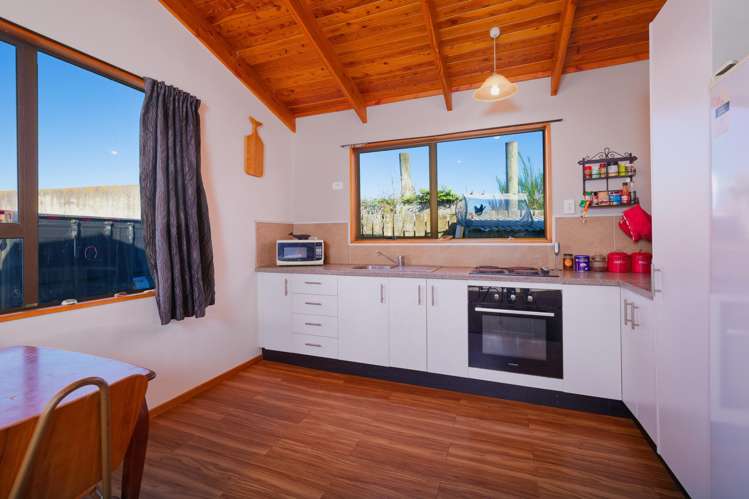 228a Beach Road Kaikoura_10