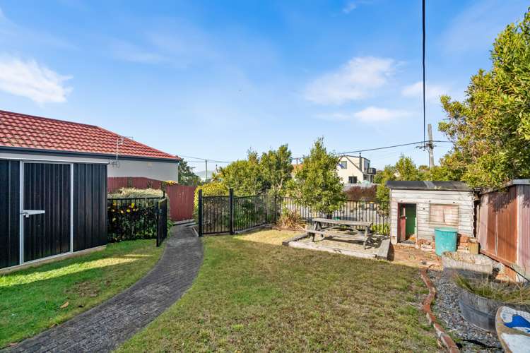 38 Pacific Road North New Brighton_19