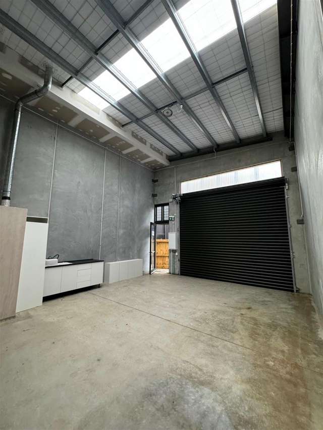 34/20 William Earp Place Tawa_1