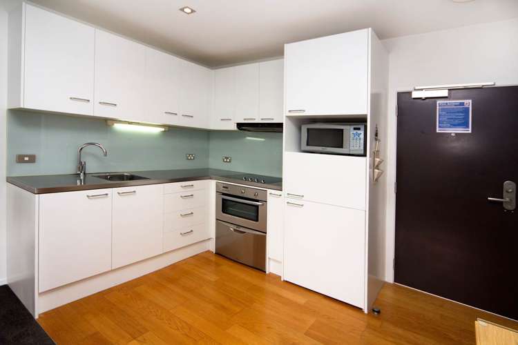 7A/16 Gore Street City Centre_1