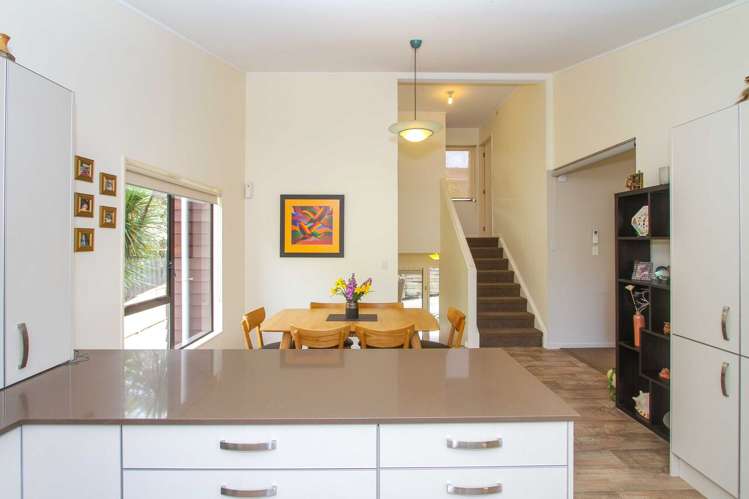 5/244 Onewa Road Birkenhead_3