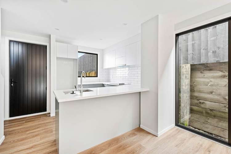 17 Pukakaho Lane Papatoetoe_5