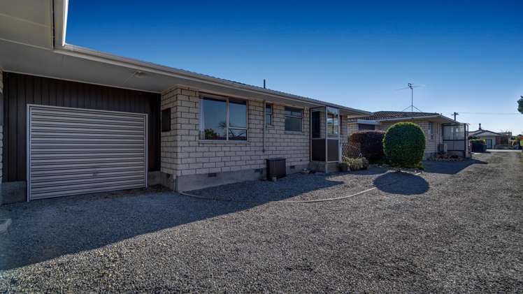 3/6 Douglas Road_0