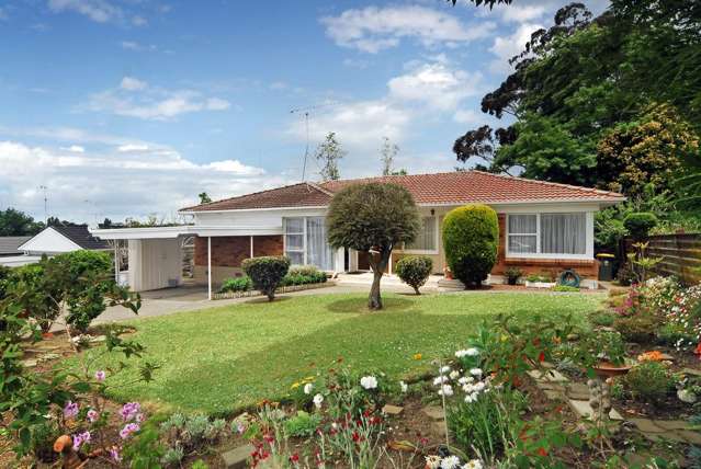 CENTRAL HOWICK LOCATION