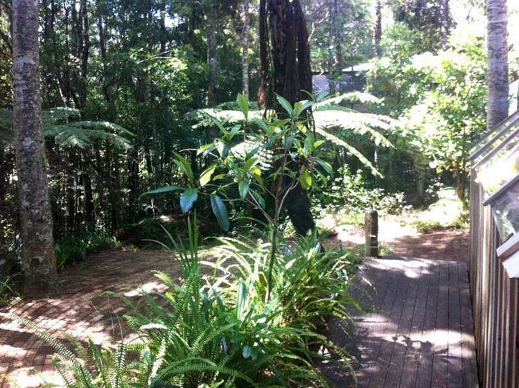 18 Brownie Road Laingholm_16