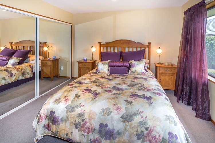 2/55 Roydon Drive Templeton_15