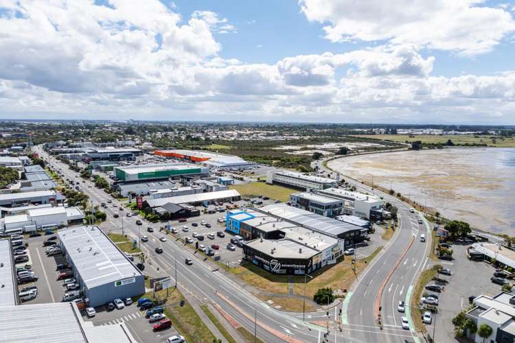 2/1063 Ferry Road Ferrymead_9