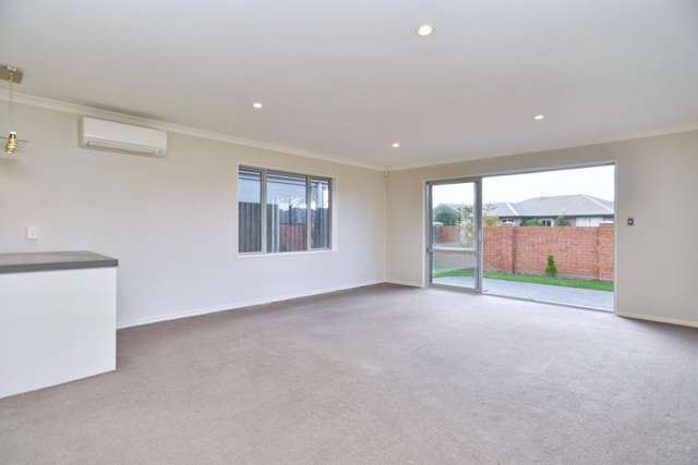 49a Mcmahon Drive Aidanfield_4