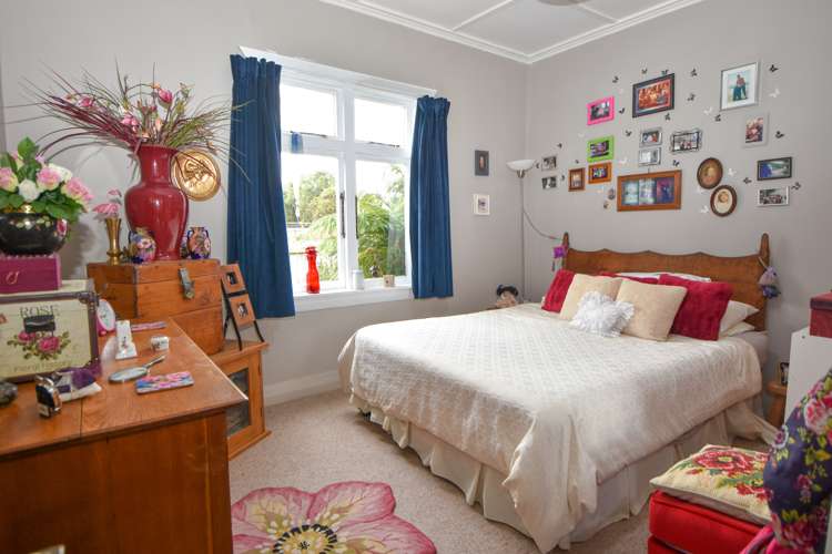 214 High Street South Carterton_11