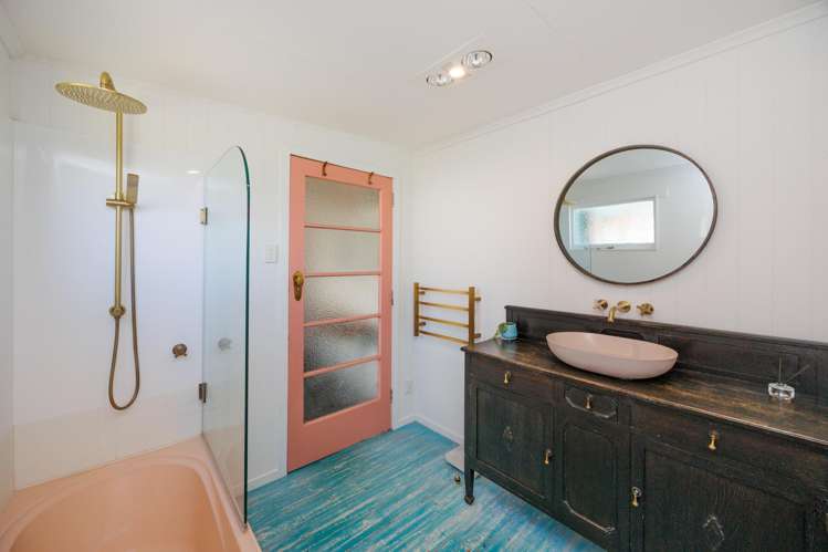 16 Chrystall Street Foxton Beach_16