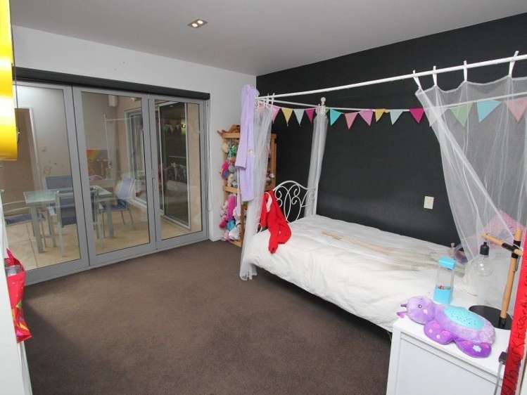 8 Westpark Close Allenton_10