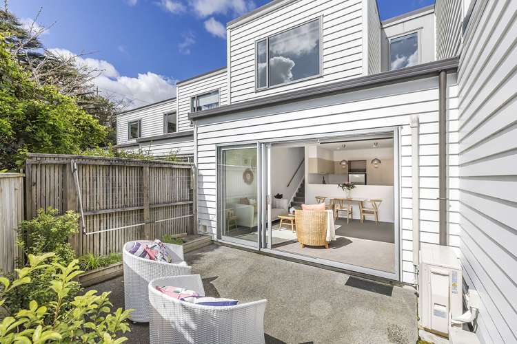 12/7 Handyside Street Tawa_15