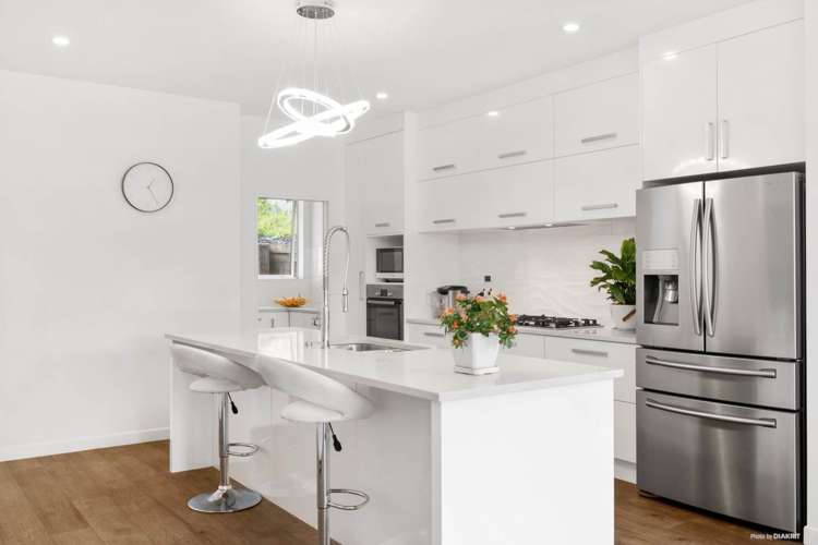 105 Medallion Drive Oteha_6