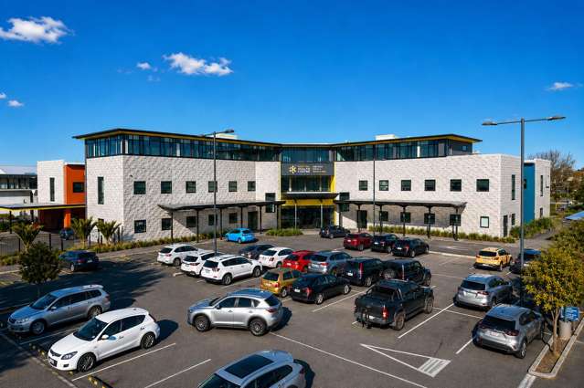 406-410 King Street North Hastings_1