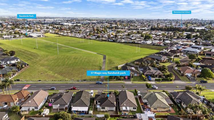 37 Magic Way Randwick Park_20