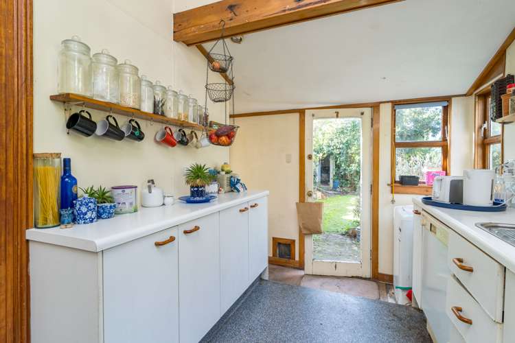 6 Crown Street North East Valley_7