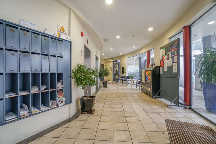 8m/33 Mount Street Auckland Central_12