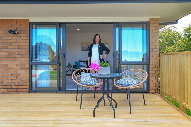 38 Diorella Drive Clover Park_13