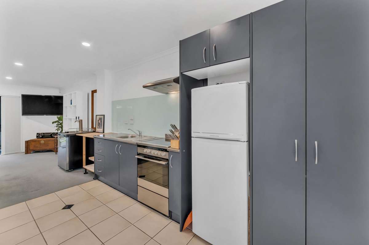 14/3 Ambrico Place_3