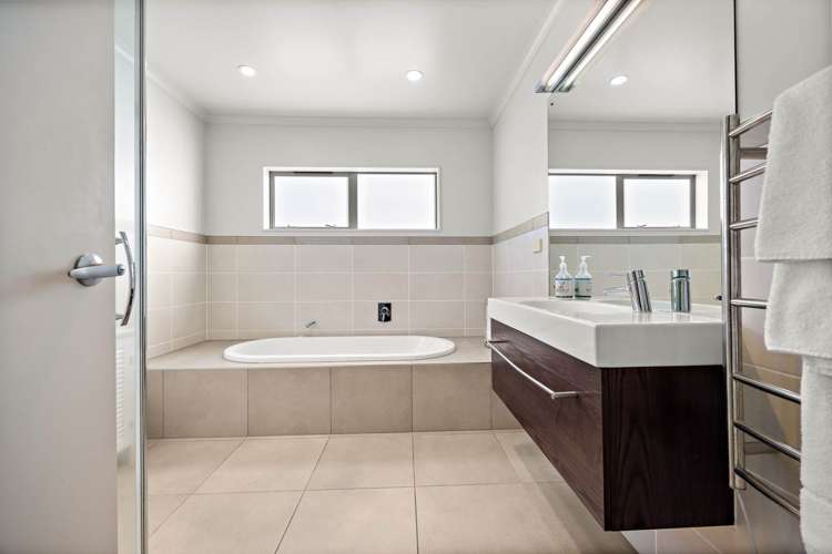 3 Donnelly Street Stonefields_12