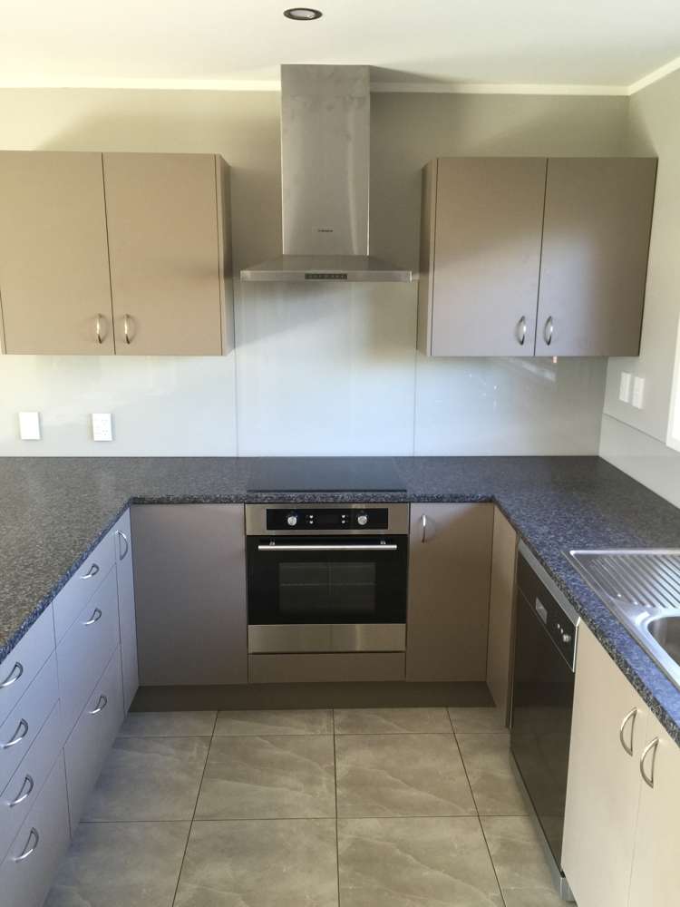 1 Alma Street Te Atatu South_9