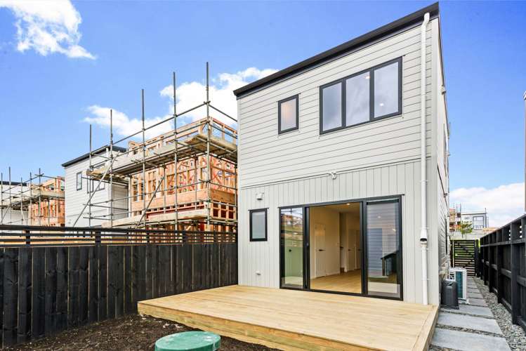 4 Toetoe Street Westgate_12