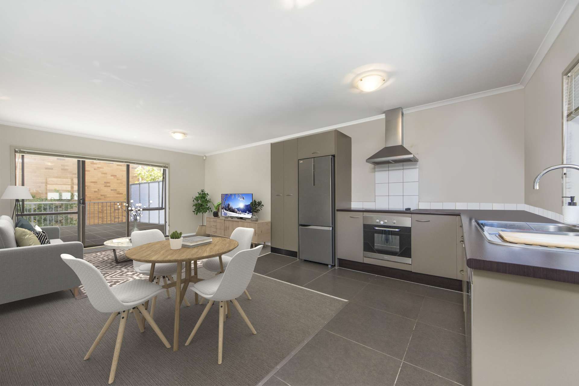 200/172 Mcleod Road Te Atatu South_0