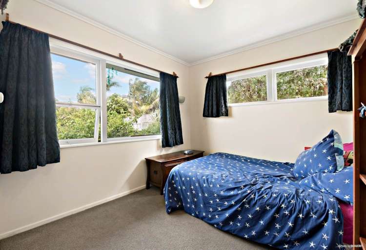 11 Onewa Road Northcote_13