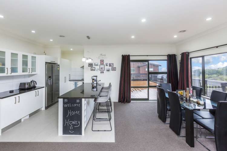 90 Kirton Drive Riverstone Terraces_3