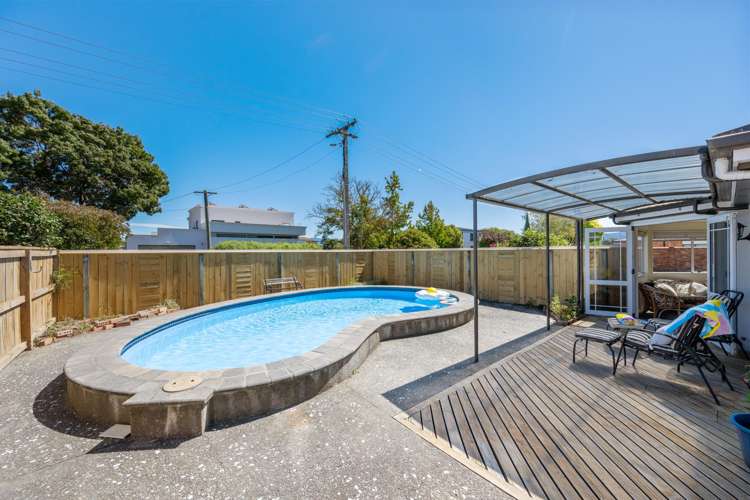 15 Springswood Grove Springlands_33