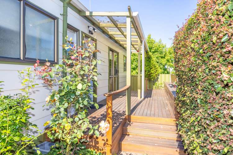 28 Gilbass Avenue Hamilton Lake_27