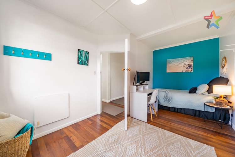 10 Golf Road Manor Park_17