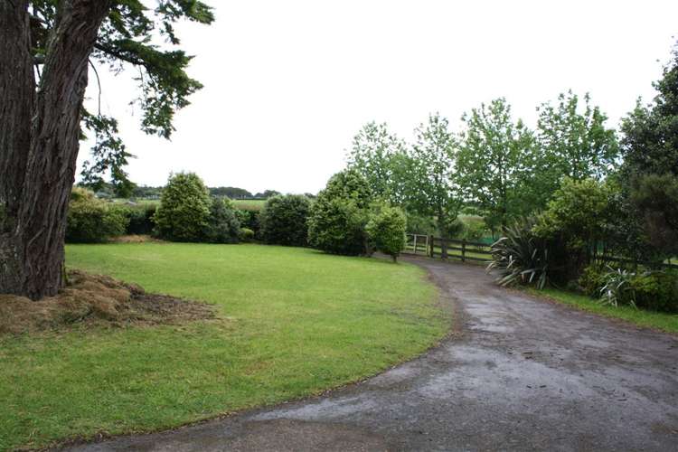 1322 Glenbrook Road Glenbrook_11