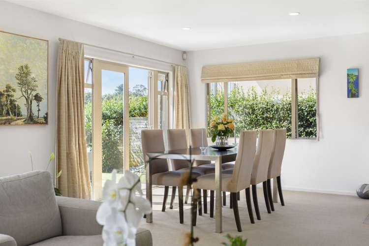 3/126 Whangaparaoa Road Red Beach_6