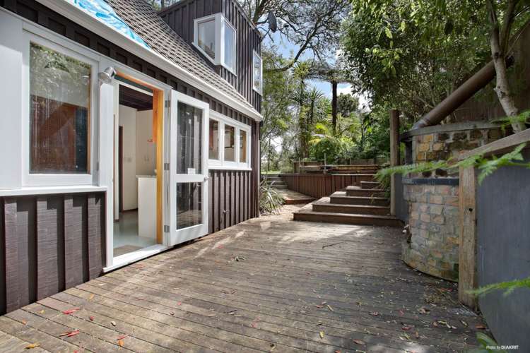 27 Rosecamp Road Beach Haven_3