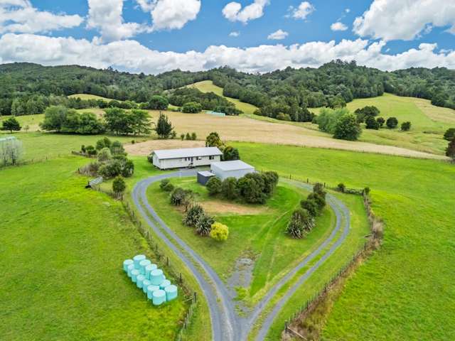 Easy Rural Living In Beautiful Oromahoe