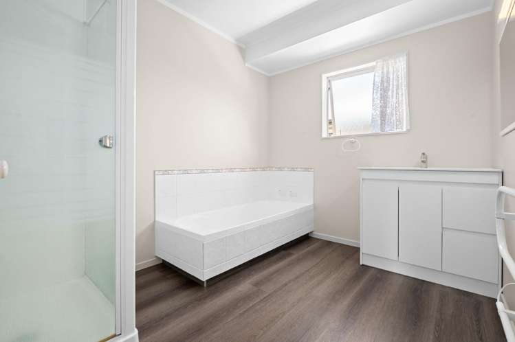 22 Cairns Crescent Rototuna_19