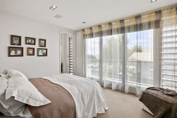 90a Buller Street New Plymouth Central_13