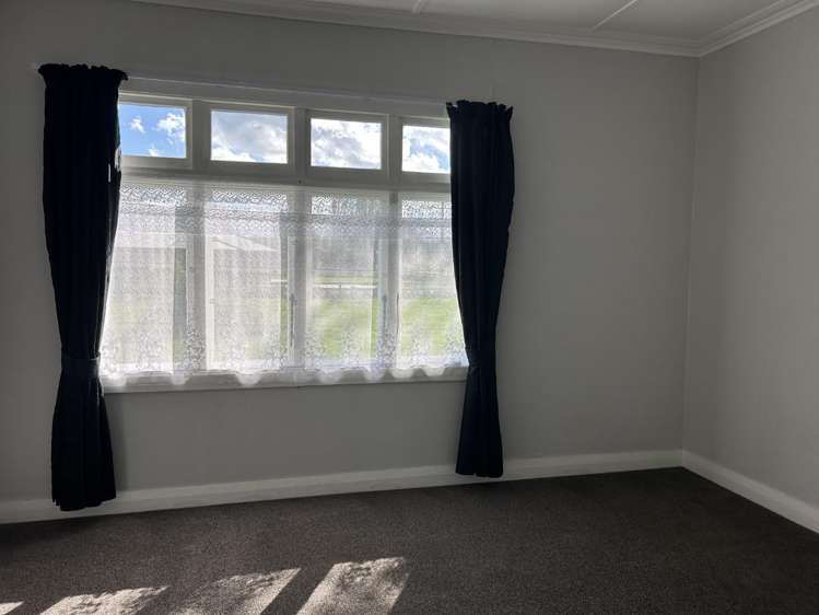 17 Halls Road 11185_5