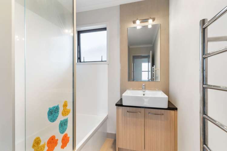 14 Hirimate Place Flat Bush_28