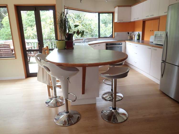 2/75 Raleigh Road Northcote_7